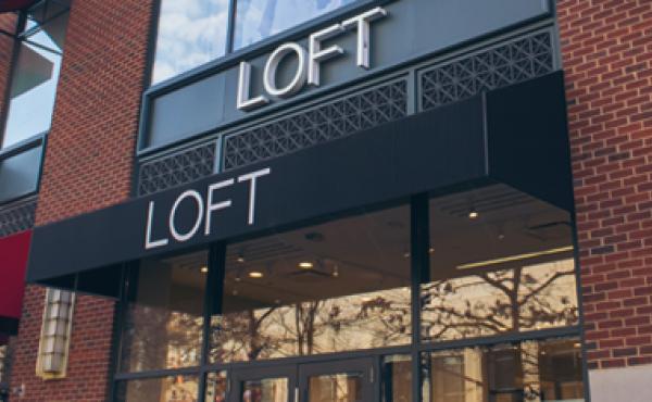 The storefront of Ann Taylor LOFT.
